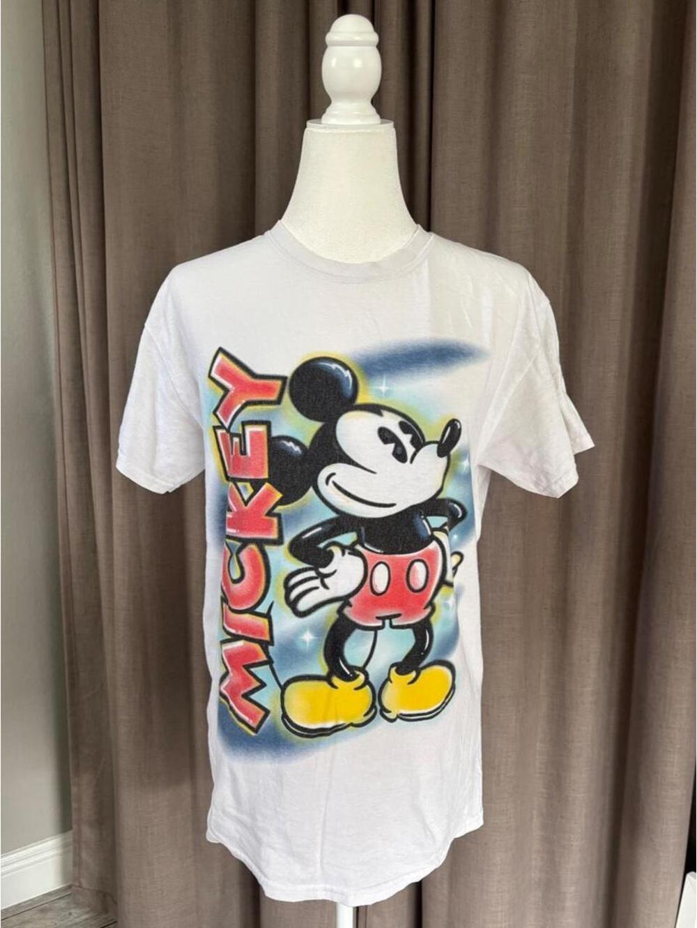 Disney Mickey Mouse Airbrush Graphic Tee S/M 100% Cotton